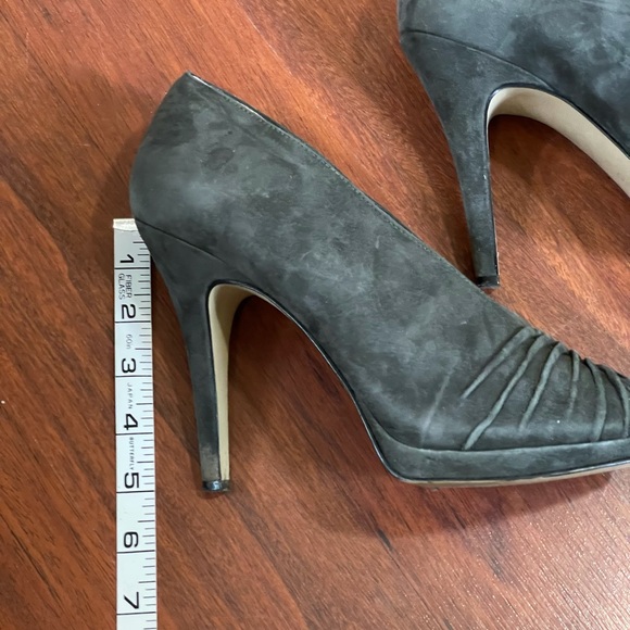 Boutique 9 Btalynda gray peep toe suede high heels - Picture 4 of 14